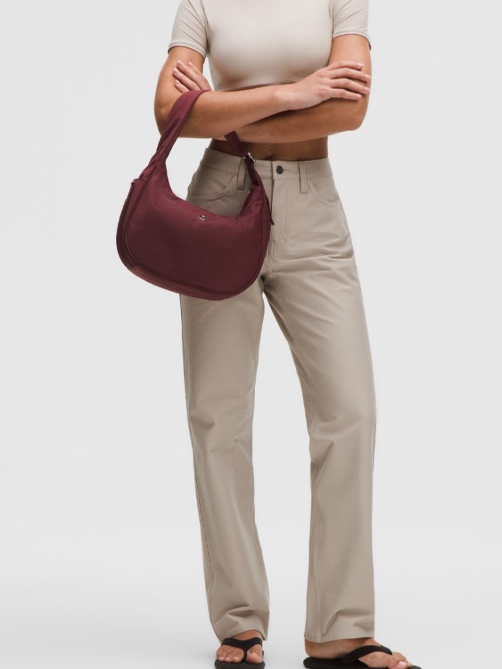 NWT City Essentials shoulder bag 4L